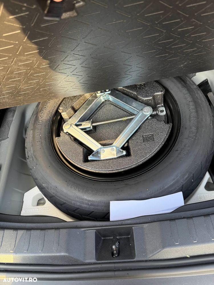 Toyota RAV4 2.5 VVT-iE 4x4 Luxury - 22