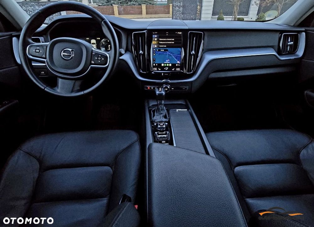 Volvo XC 60 D4 SCR Momentum - 23