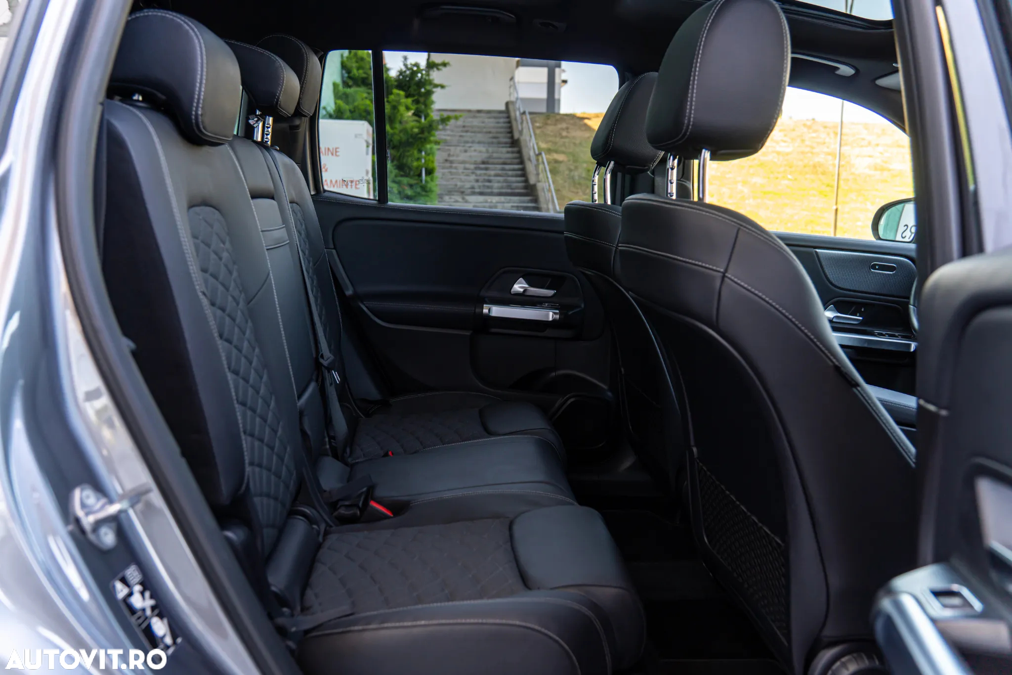 Mercedes-Benz GLB 250 4Matic 8G-DCT AMG Line - 11