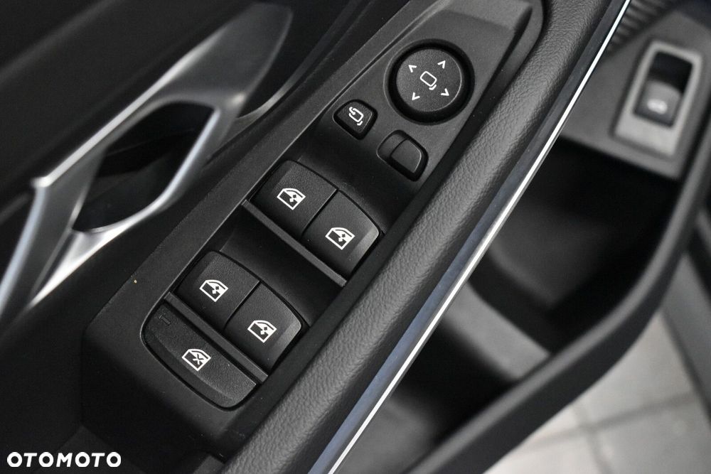 BMW Seria 3 320i M Sport sport - 8