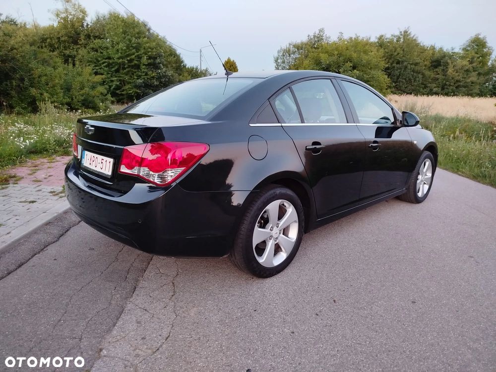 Chevrolet Cruze 1.8 LT - 15