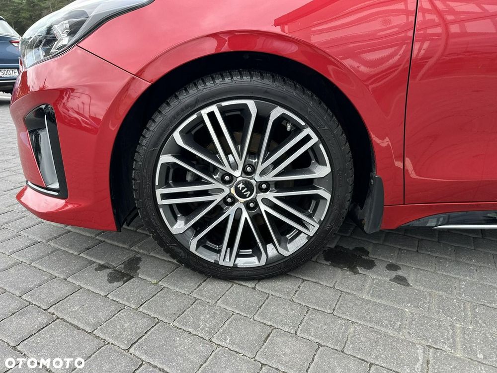 Kia ProCeed - 18