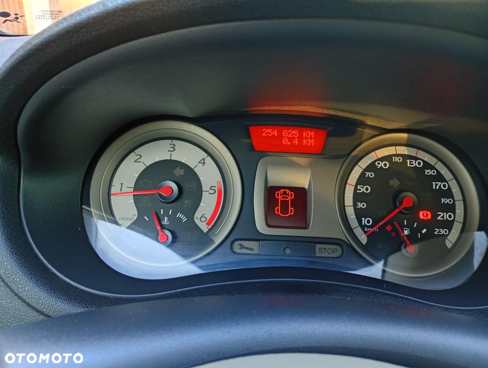 Renault Clio 1.5 dCi Extreme - 17