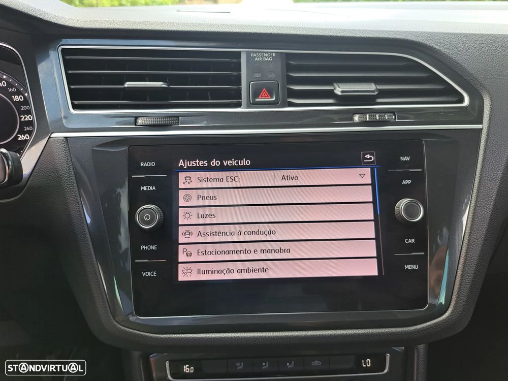 VW Tiguan 2.0 TDI Conceptline - 31