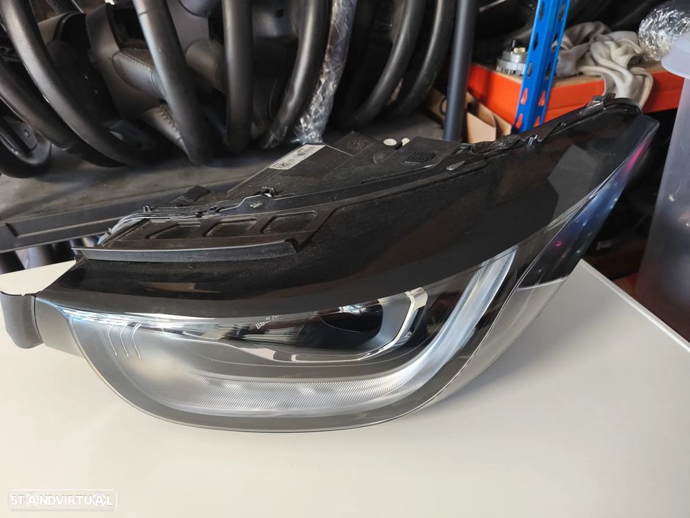 Farol esquerdo full Led Adaptativ BMW I3 Lci - 2