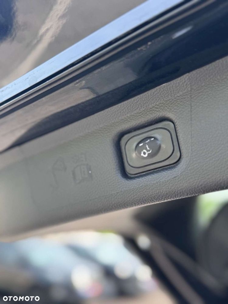 Ford S-Max - 11