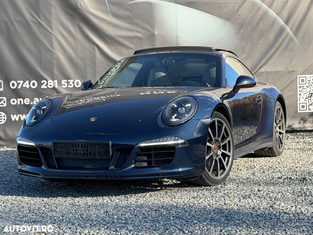 Porsche 911 Carrera 4 - 2