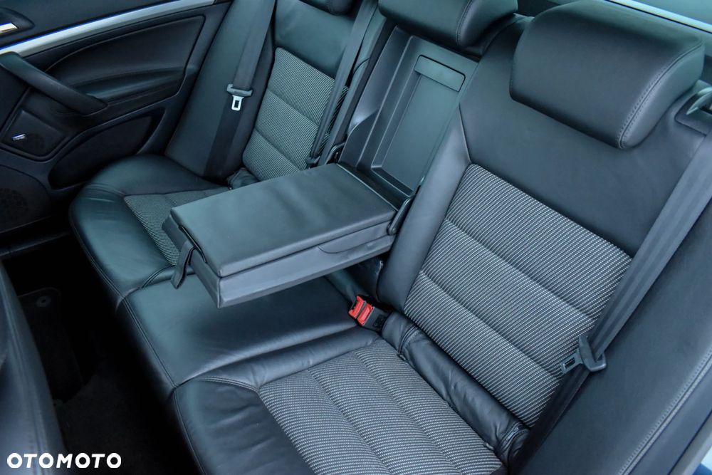 Skoda Octavia 1.4 TSI Elegance DSG - 32