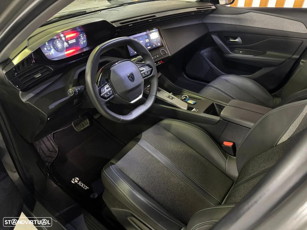 Peugeot 408 1.2 Hybrid Allure e-DCS6 - 20