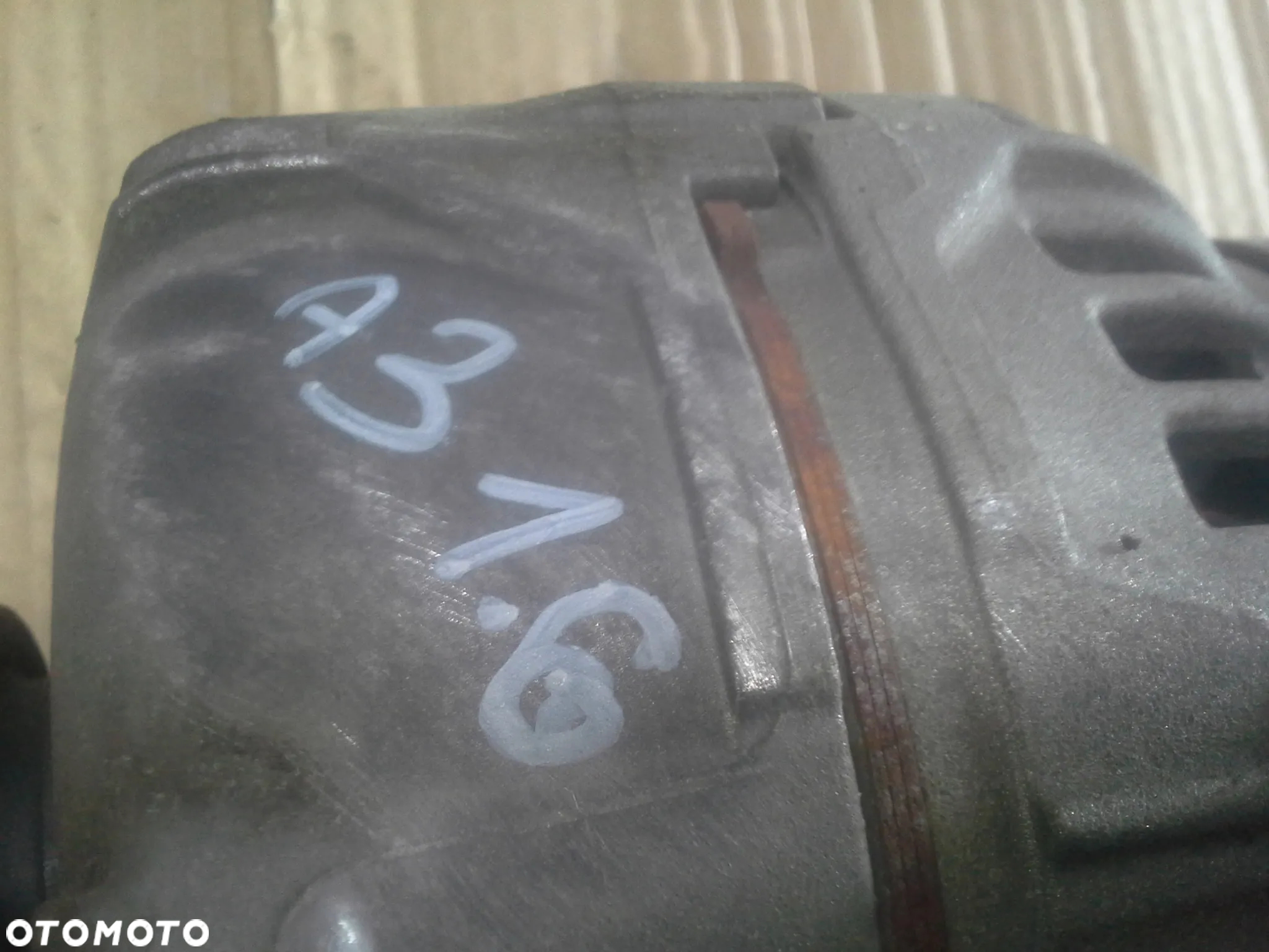 Alternator Audi A3 1.6 0124515010, 028903028E Bosch - 5