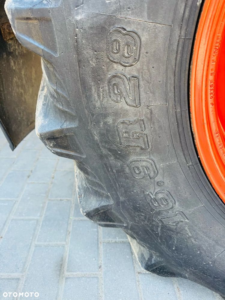 Claas Arion 640 - 15