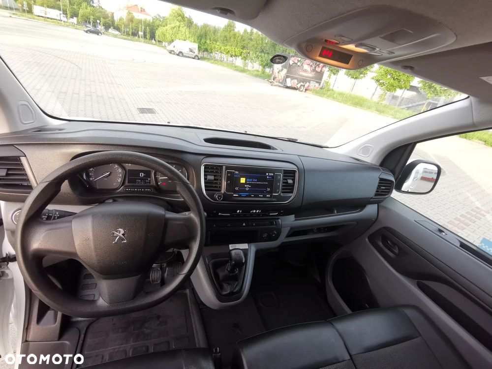 Peugeot Expert L2H1 FlexCab Grip - 16