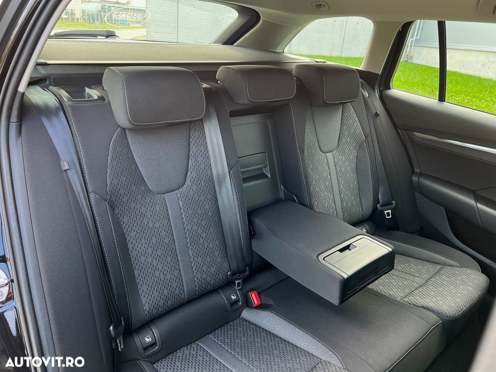 Skoda Octavia Combi 2.0 TDI 150 CP DSG Selection - 30
