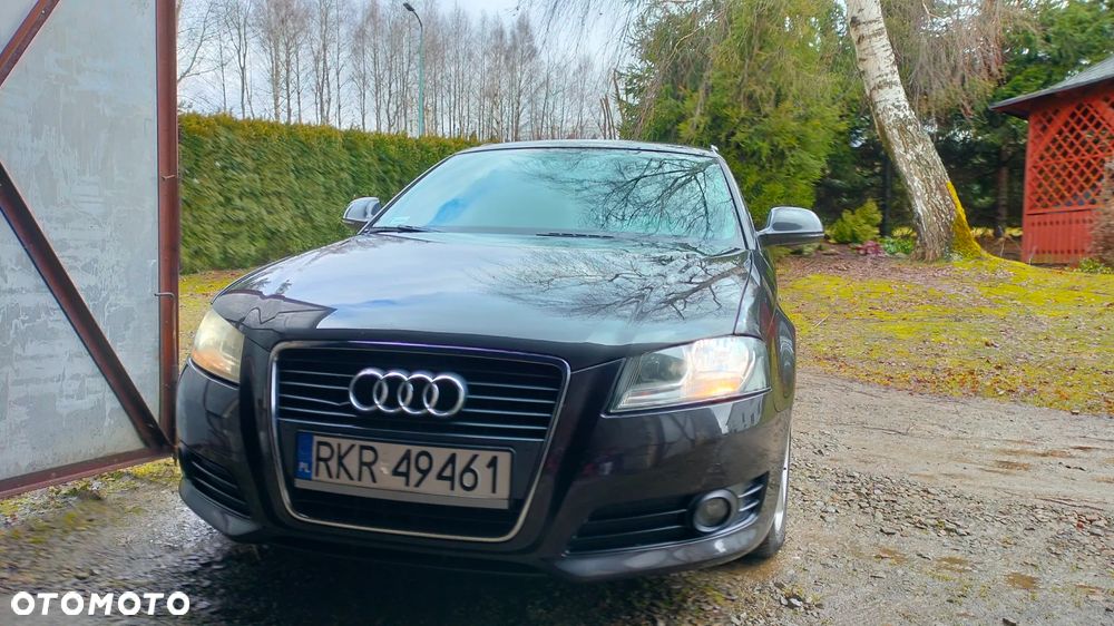 Audi A3 Sportback 2.0 TDI DPF S line Sportpaket (plus) - 2