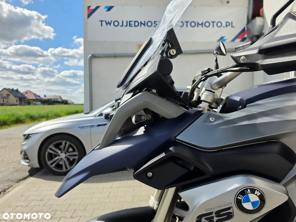 BMW R - 9