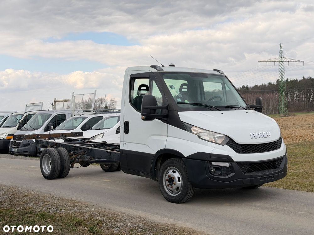Iveco Daily 35c15 // Rozstaw osi 4,10 // SUPER STAN - 4