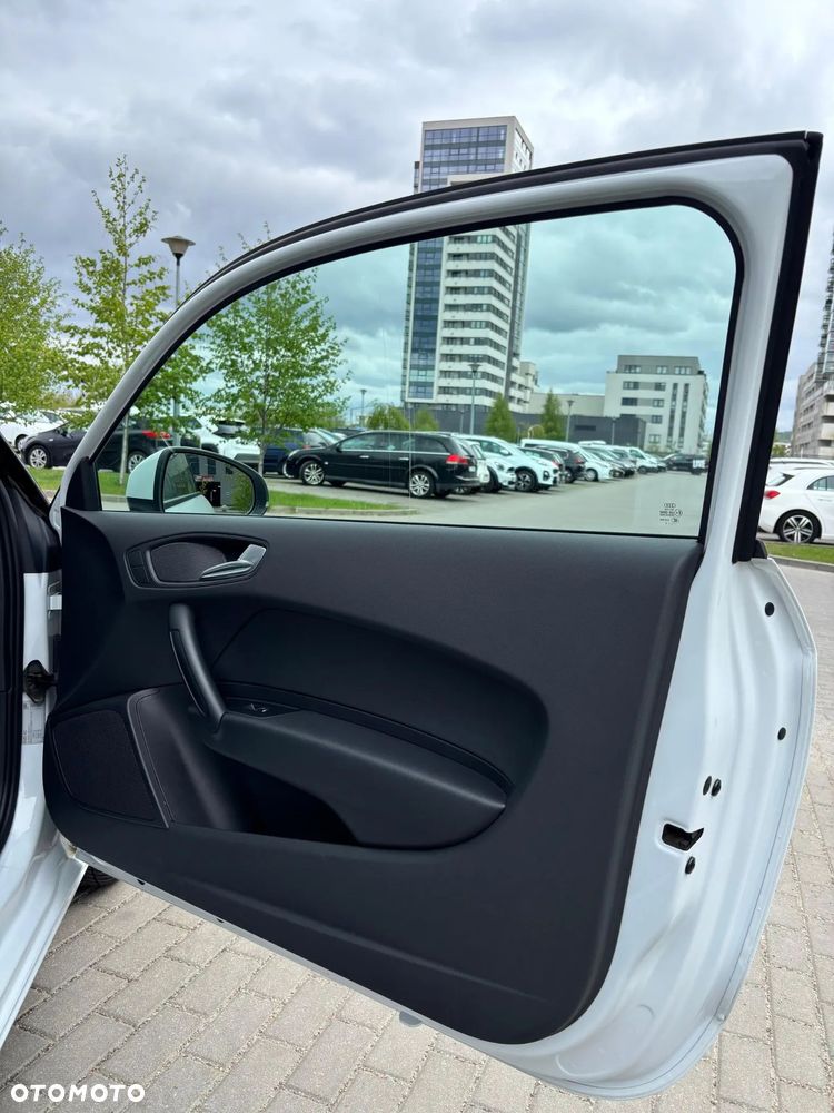 Audi A1 Sportback 1.4 TDI (ultra) - 12