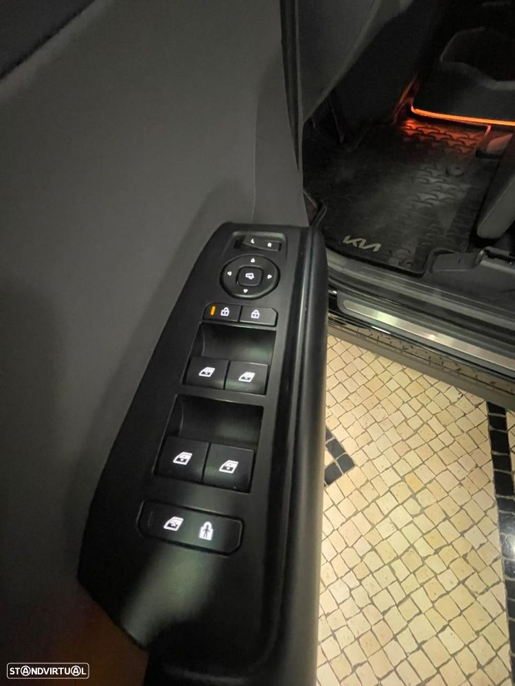 Kia EV9 98.8 kWh 1st Edition - 19