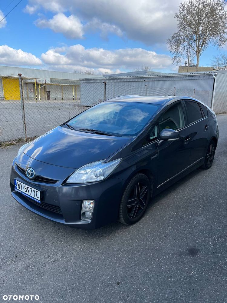 Toyota Prius 1.8 HSD Sol - 1