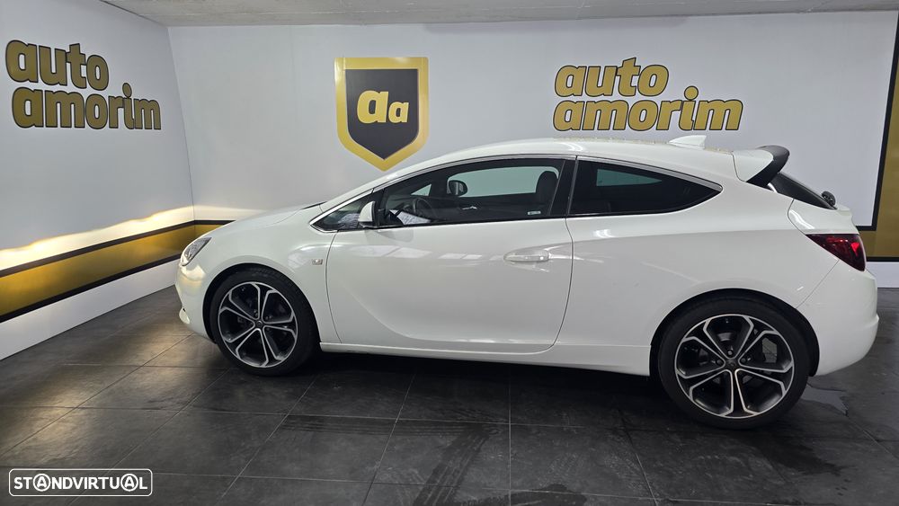 Opel Astra GTC 1.6 T S/S J20 - 12