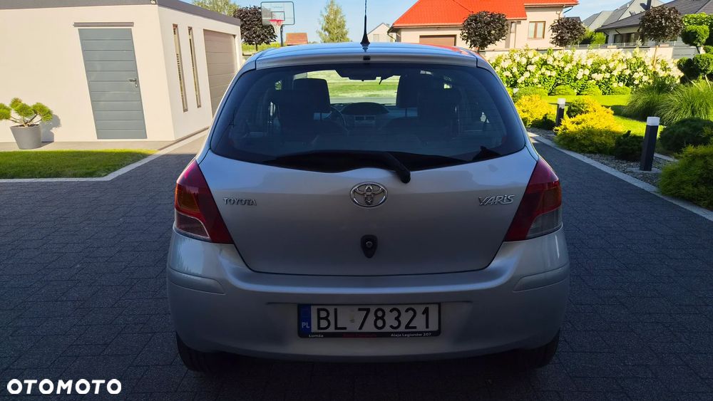 Toyota Yaris 1.33 Sol - 6
