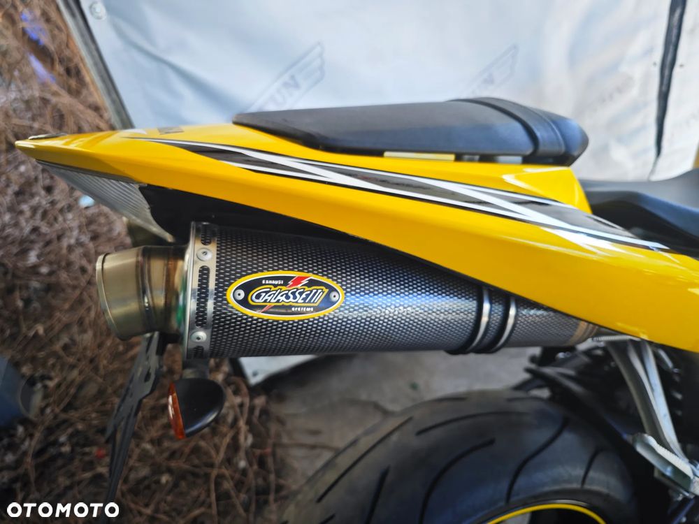 Yamaha YZF - 9