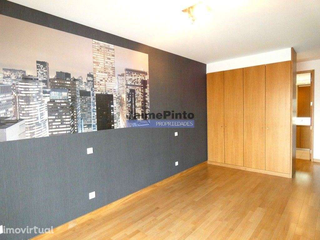 Apartamento excecional, último piso, T3 + 1. Portugal, Lisboa, São ... - Grande imagem: 5/9