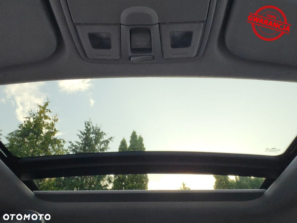 Hyundai Veloster - 35