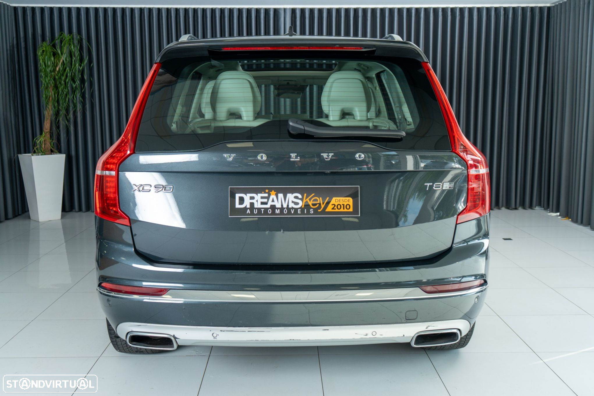Volvo XC 90 2.0 T8 PHEV Inscription AWD - 4