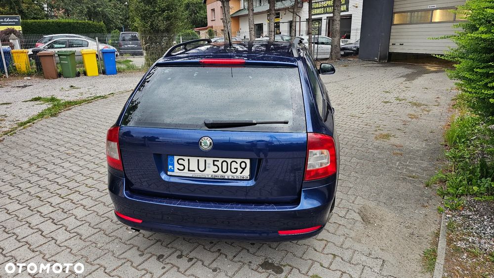 Skoda Octavia 1.6 TDI Ambiente - 6