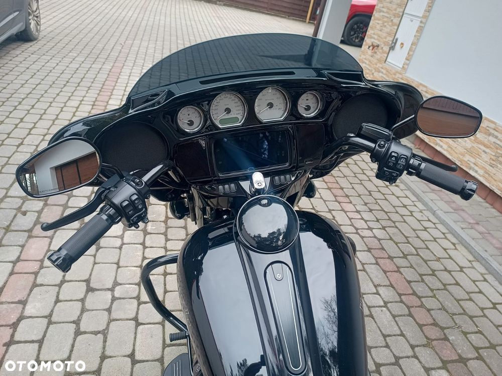 Harley-Davidson Touring Street Glide - 9