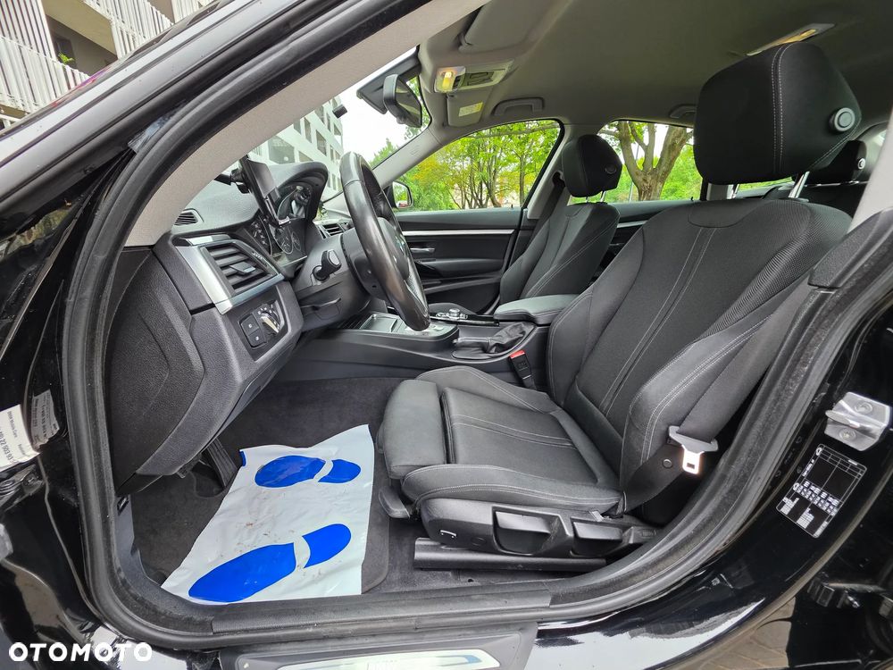 BMW Seria 3 318d Sport Line - 5