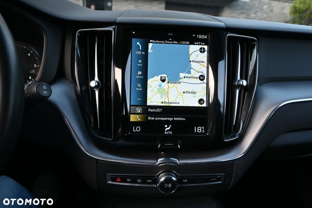 Volvo XC 60 D4 Geartronic Momentum Pro - 16