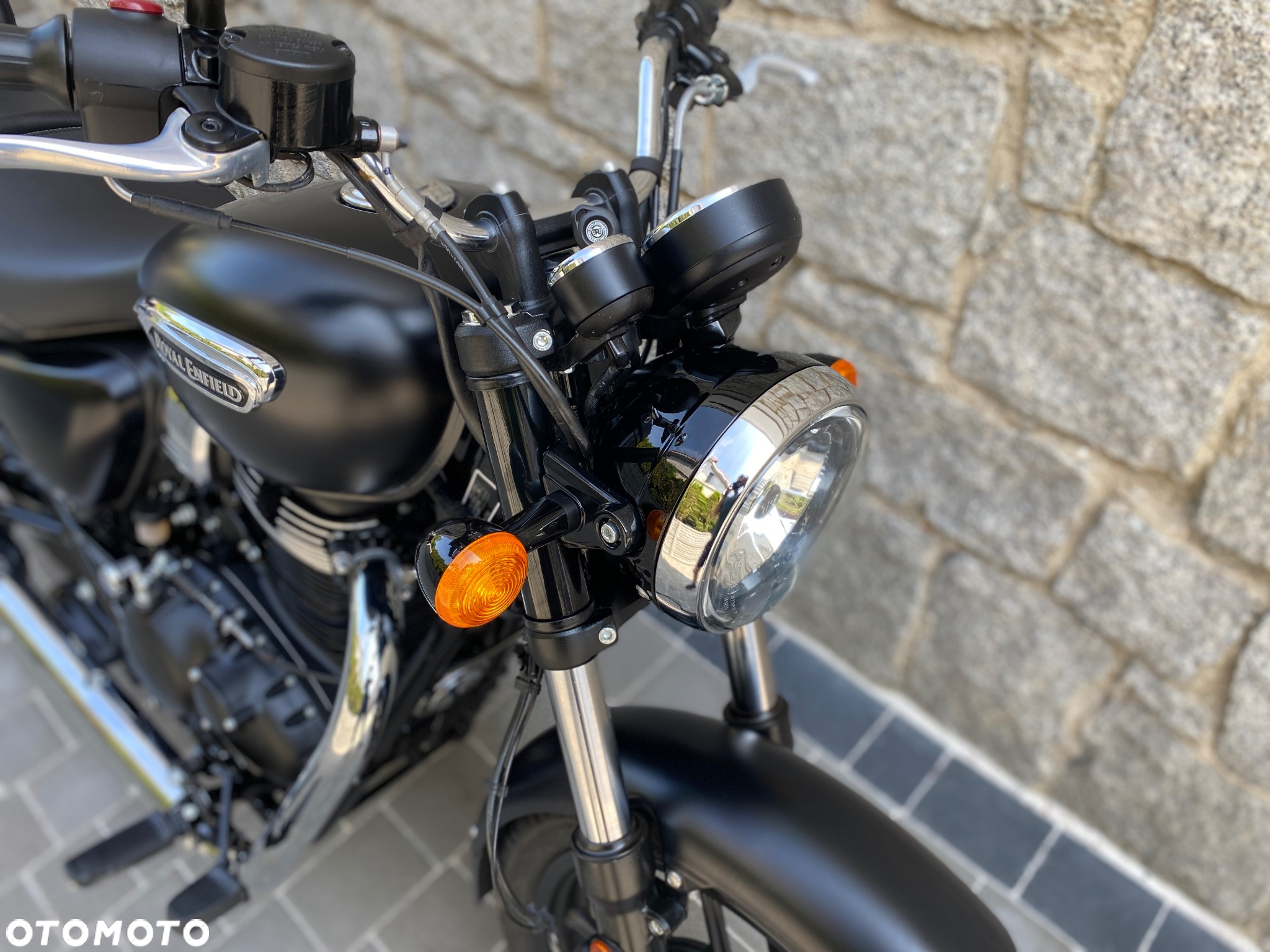Royal Enfield Meteor - 11