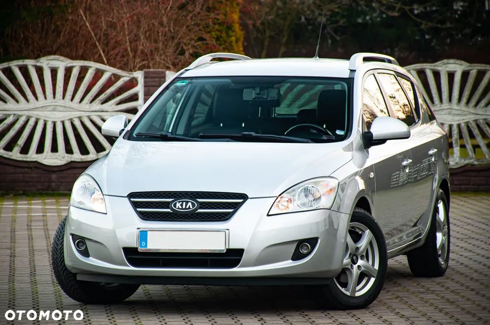 Kia Ceed 1.4 CVVT LX - 24