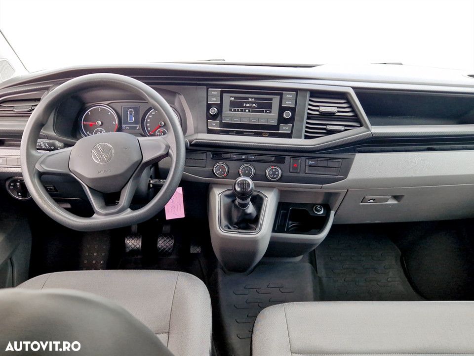 Volkswagen Transporter - 13