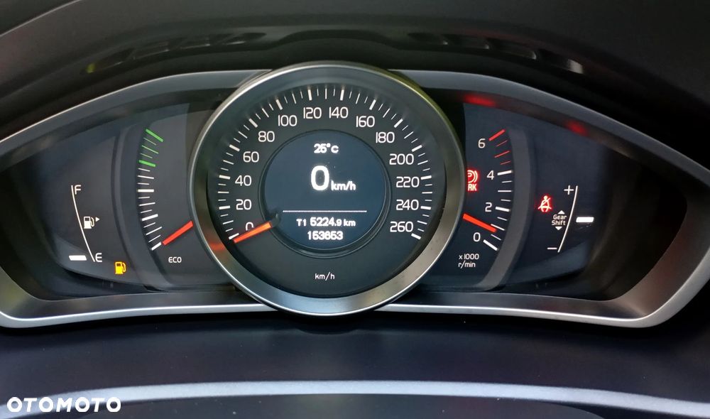 Volvo V40 D2 Geartronic - 21