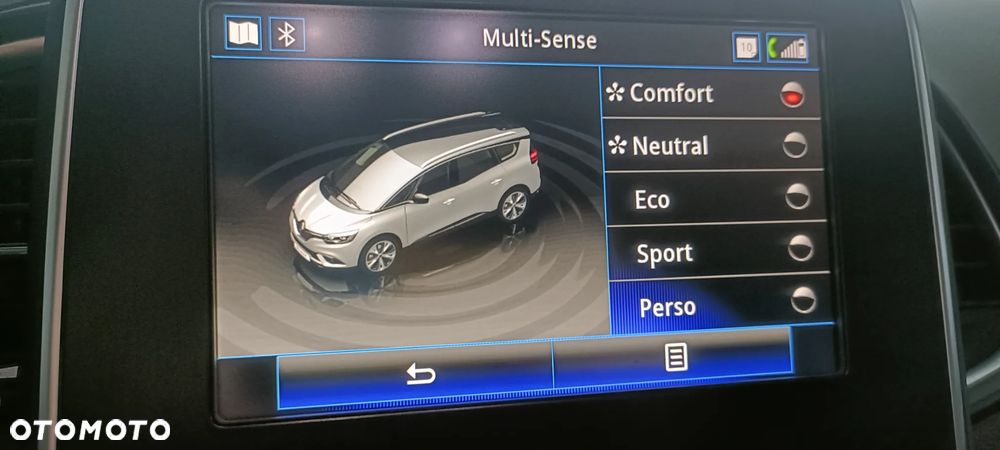 Renault Grand Scenic - 23