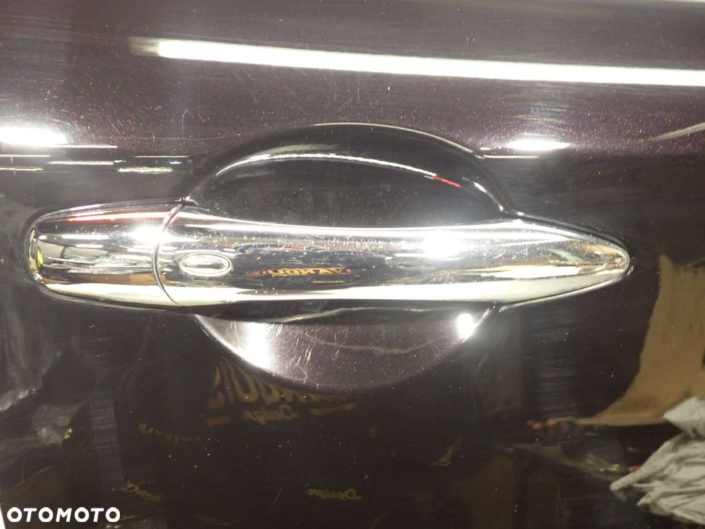 DRZWI PRAWY PRZÓD INFINITI M37X KOL:GAC - 16