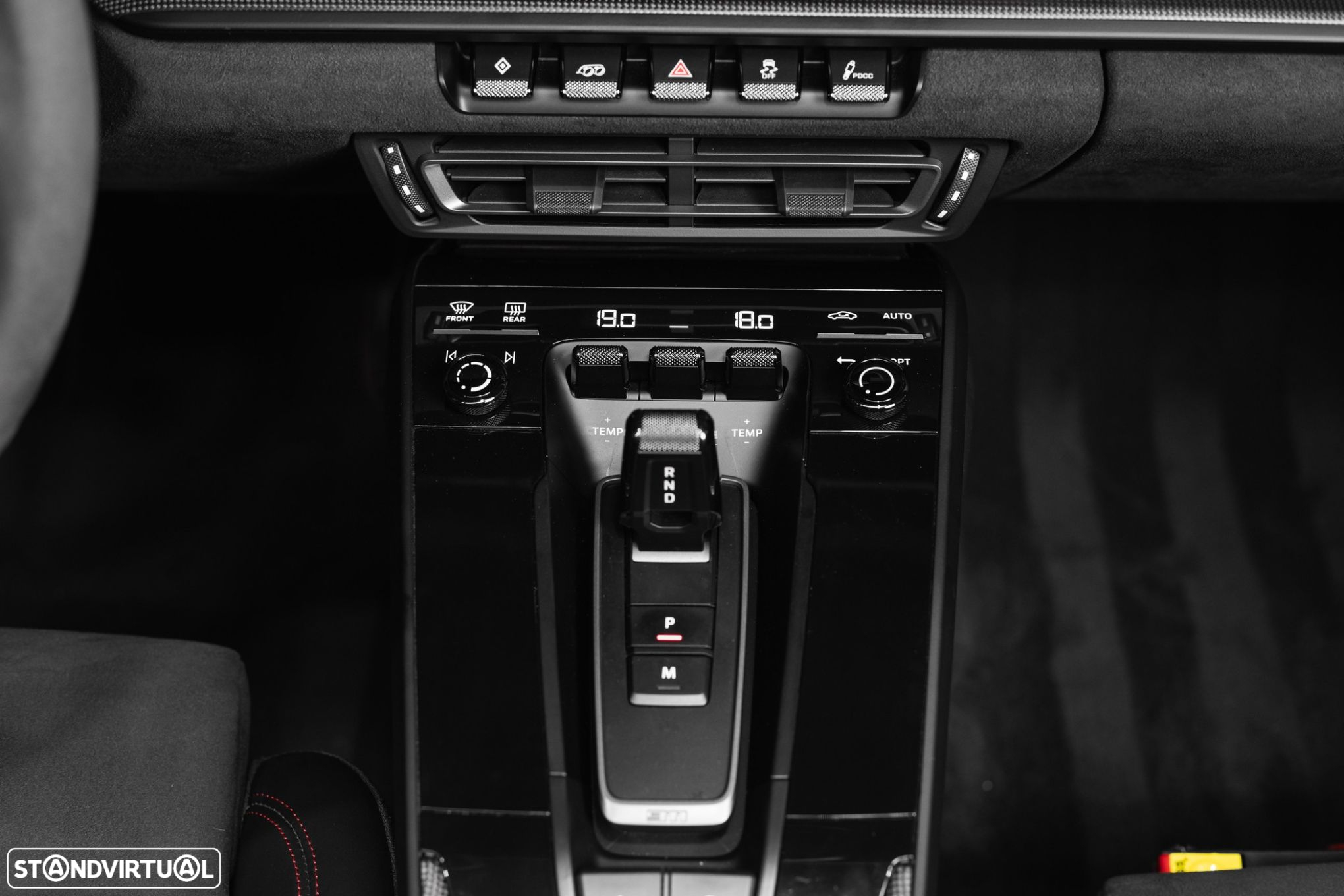Porsche 911 (992) Carrera 4 GTS PDK - 49
