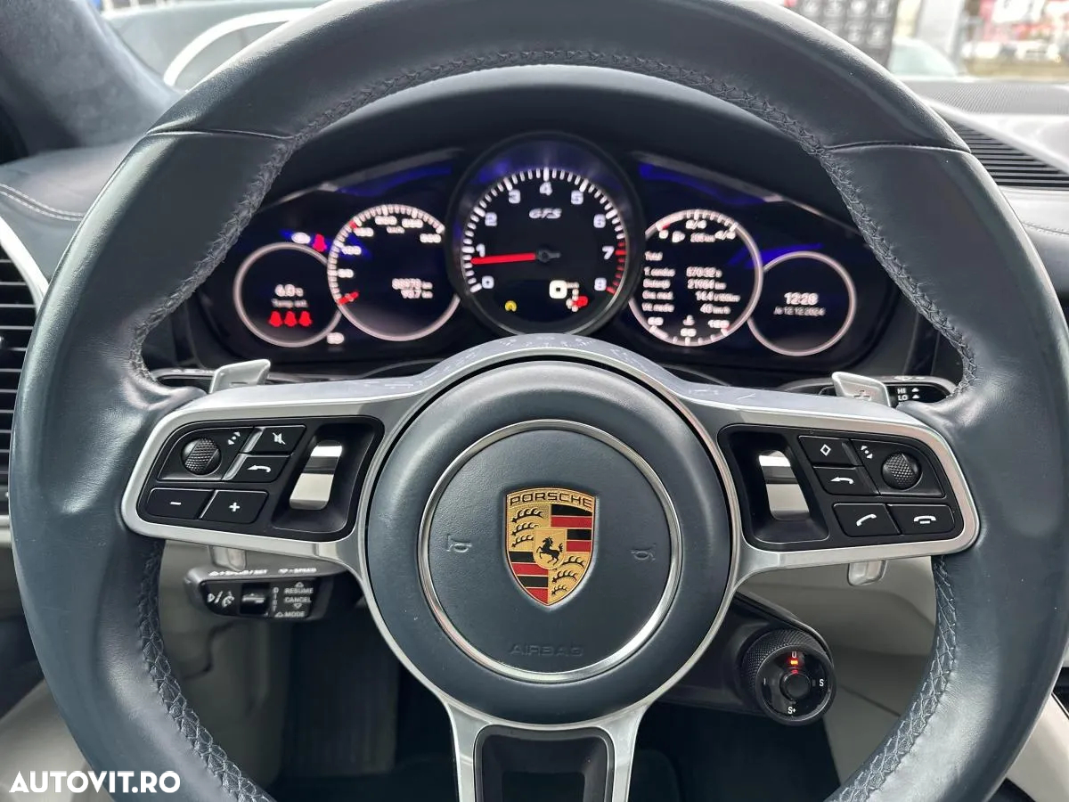 Porsche Cayenne GTS Tiptronic S - 10