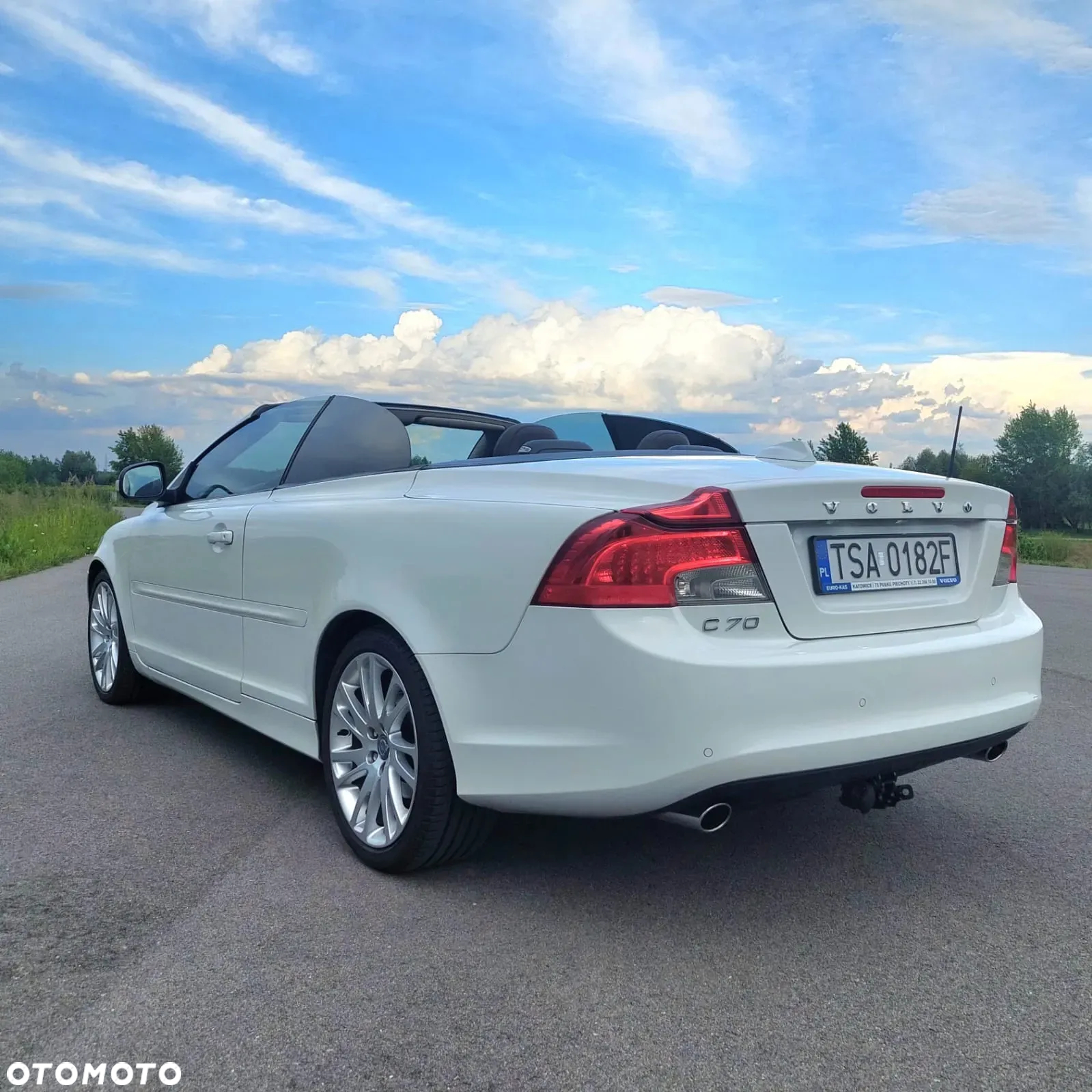 Volvo C70 D3 Momentum - 13
