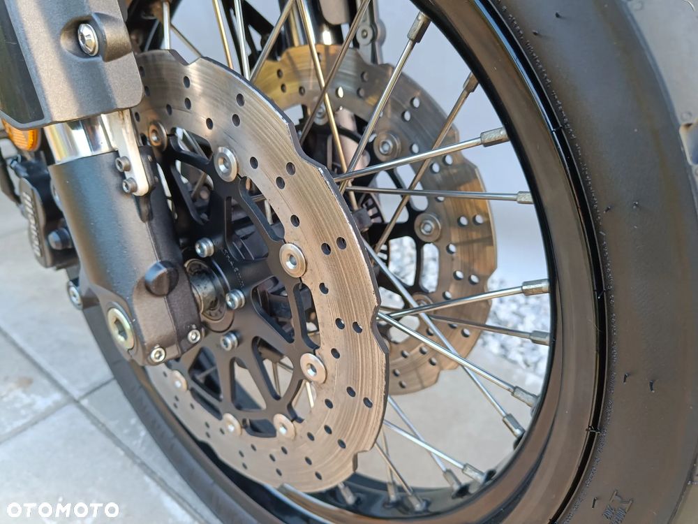Benelli TRK 502X - 15