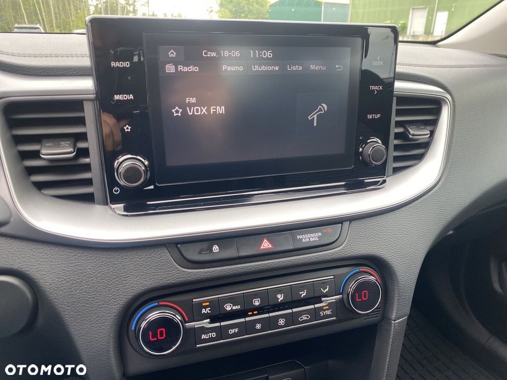 Kia Ceed - 25