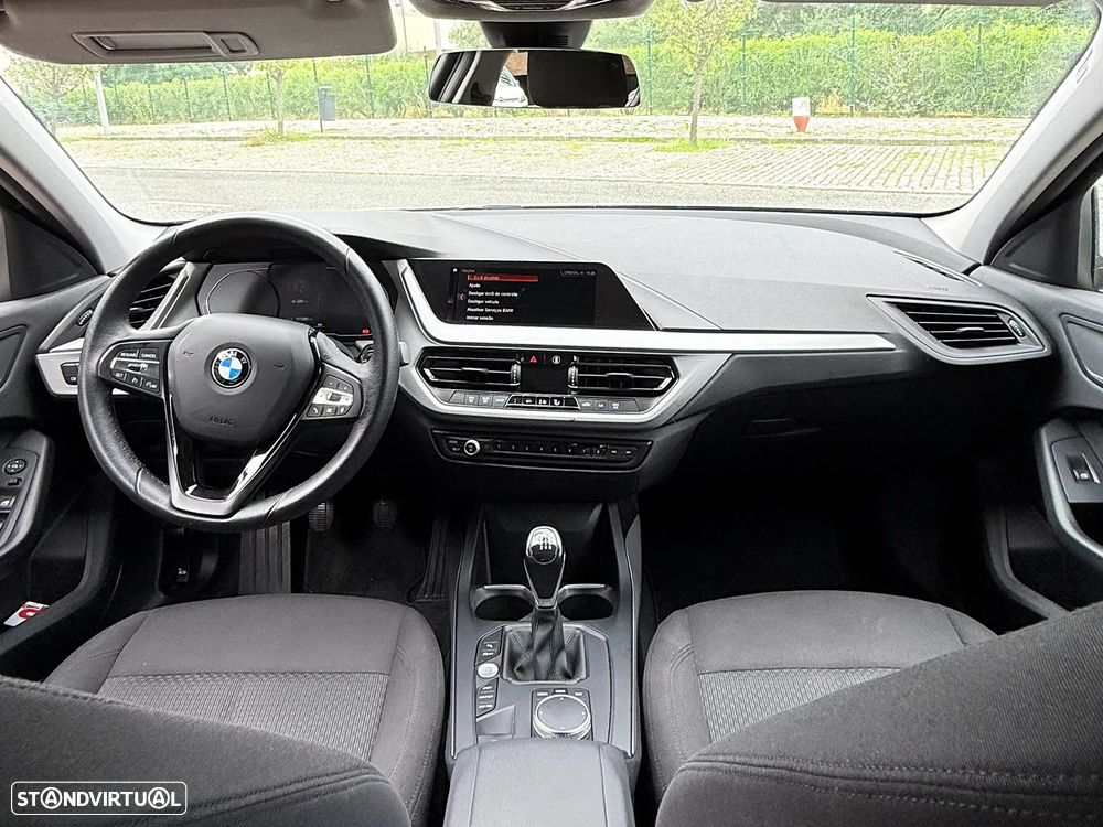BMW 118 i Advantage - 12