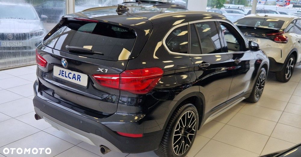 BMW X1 - 16