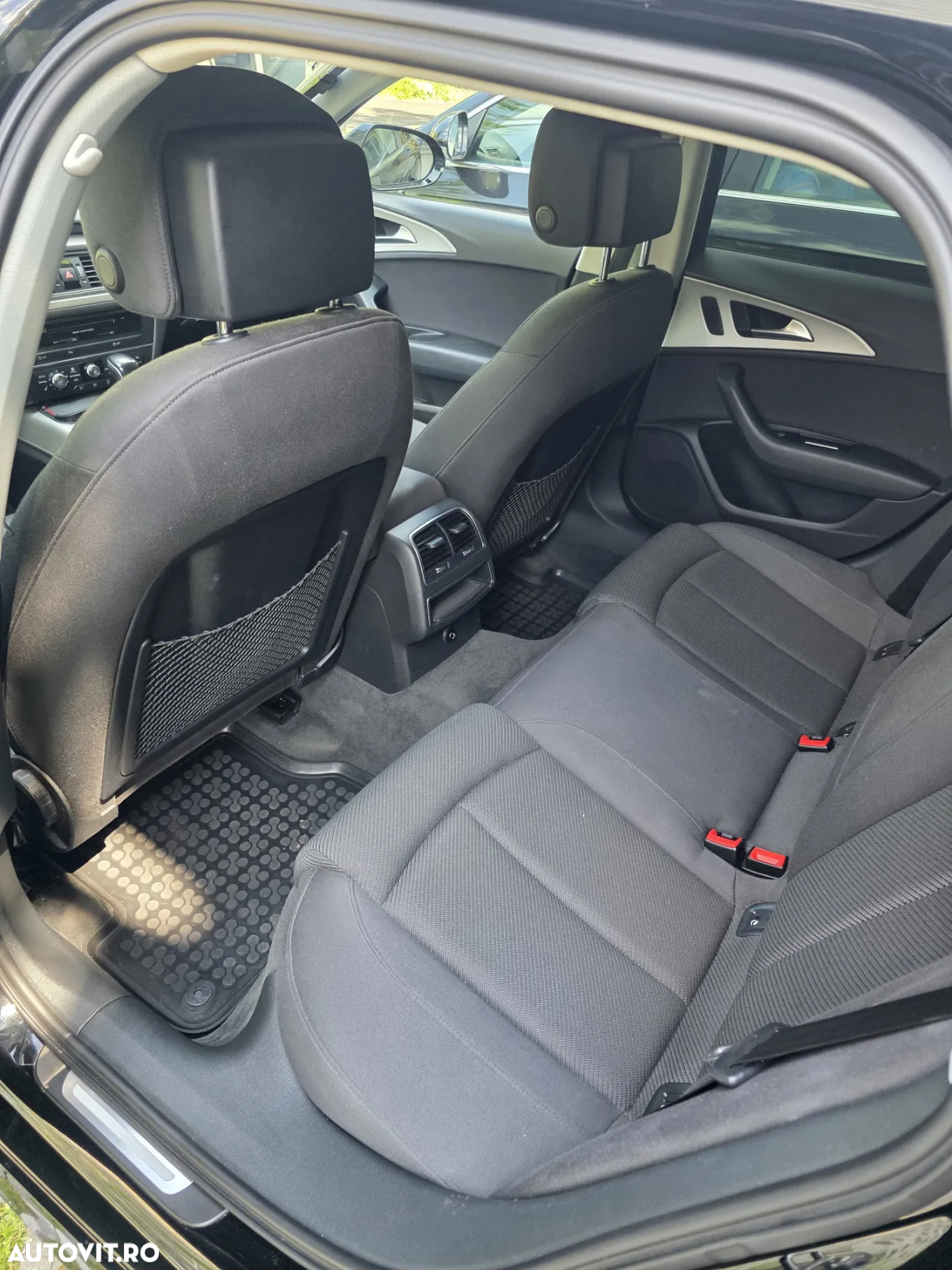 Audi A6 Avant 2.0 TDI Ultra DPF S tronic - 8