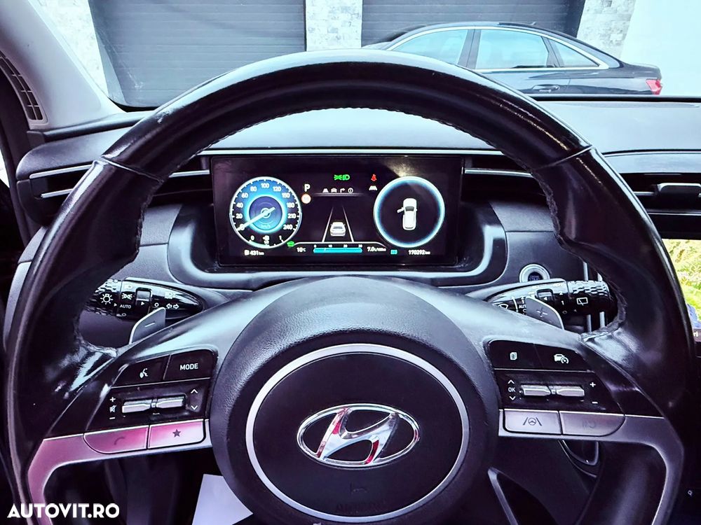 Hyundai Tucson 1.6 T-GDi HEV 2WD Advantage - 10