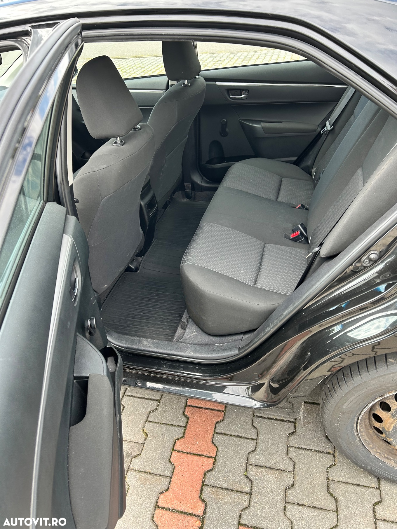 Toyota Corolla 1.6 Luna - 28