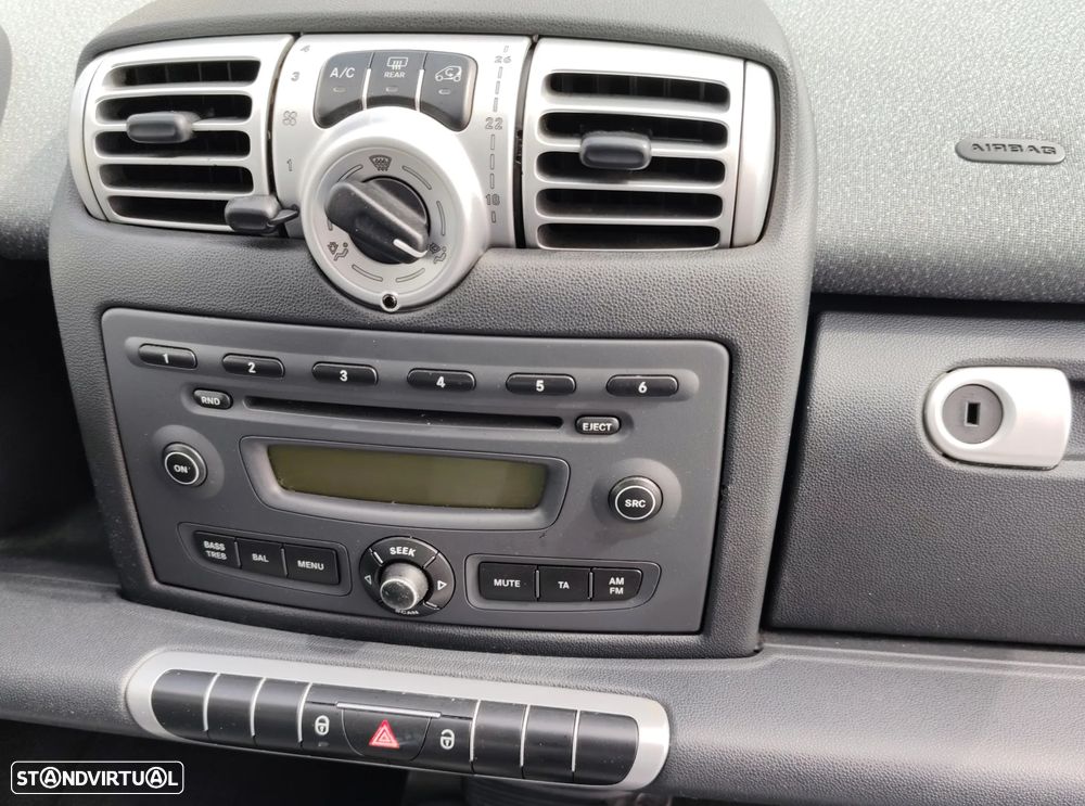 Smart ForTwo Coupé 1.0 mhd Pure 61 - 2